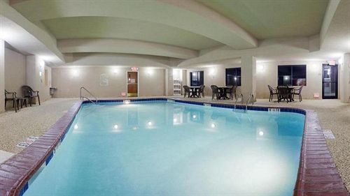 Hotel Express & By Ihg